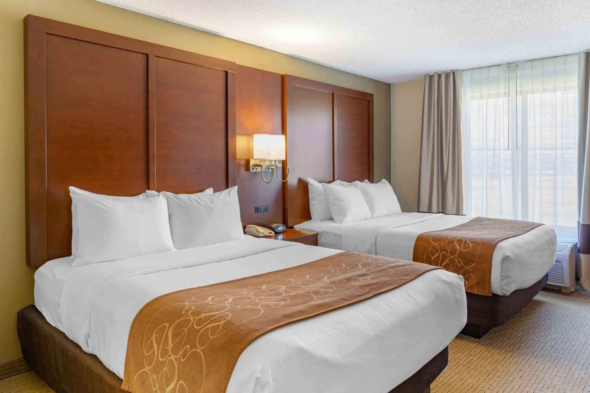Comfort Suites Lancaster Amish Country Smoketown  Екстериор снимка