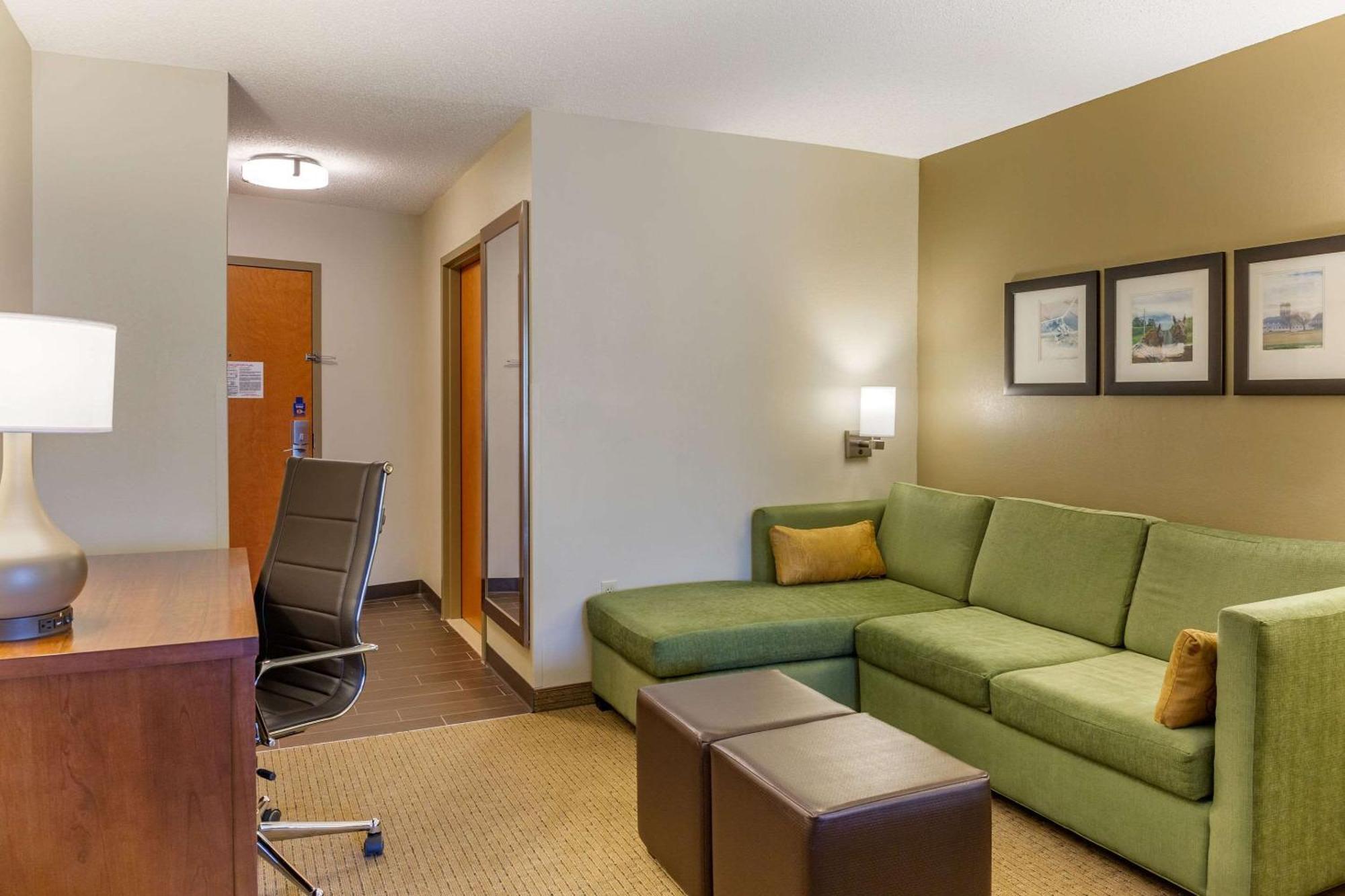 Comfort Suites Lancaster Amish Country Smoketown  Екстериор снимка