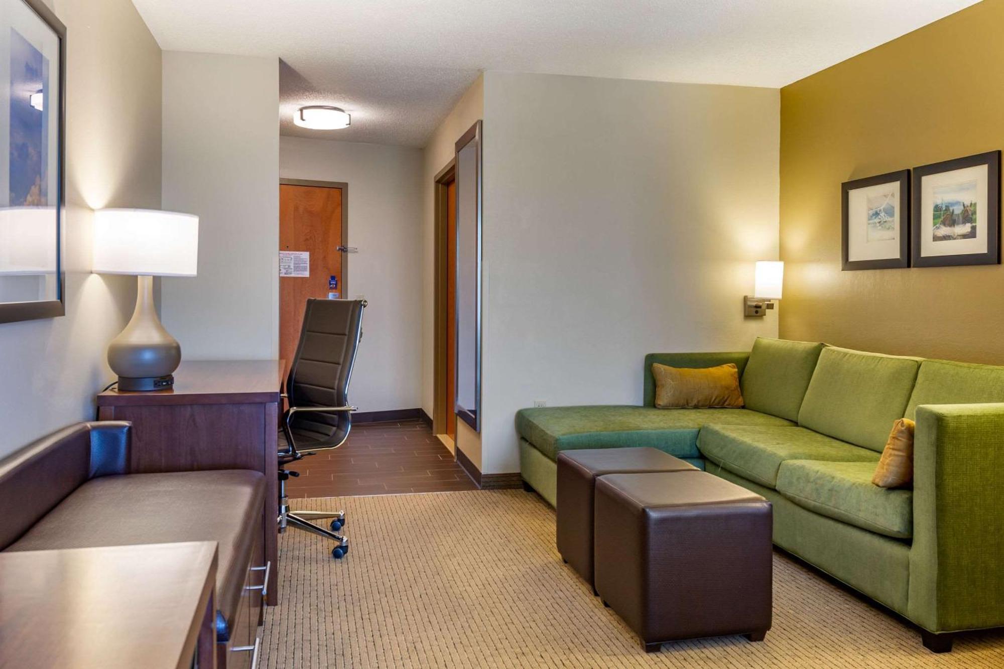 Comfort Suites Lancaster Amish Country Smoketown  Екстериор снимка