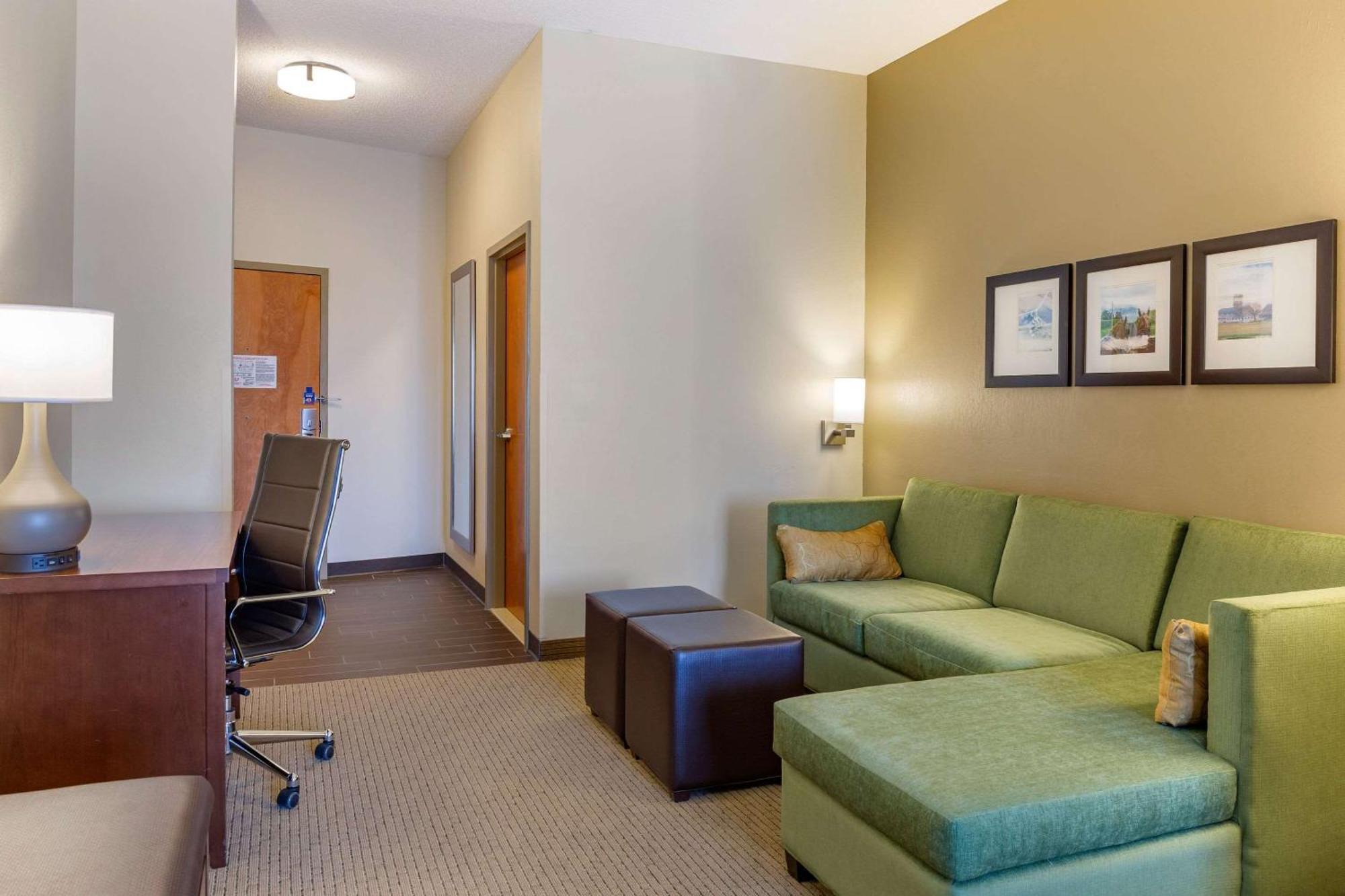 Comfort Suites Lancaster Amish Country Smoketown  Екстериор снимка