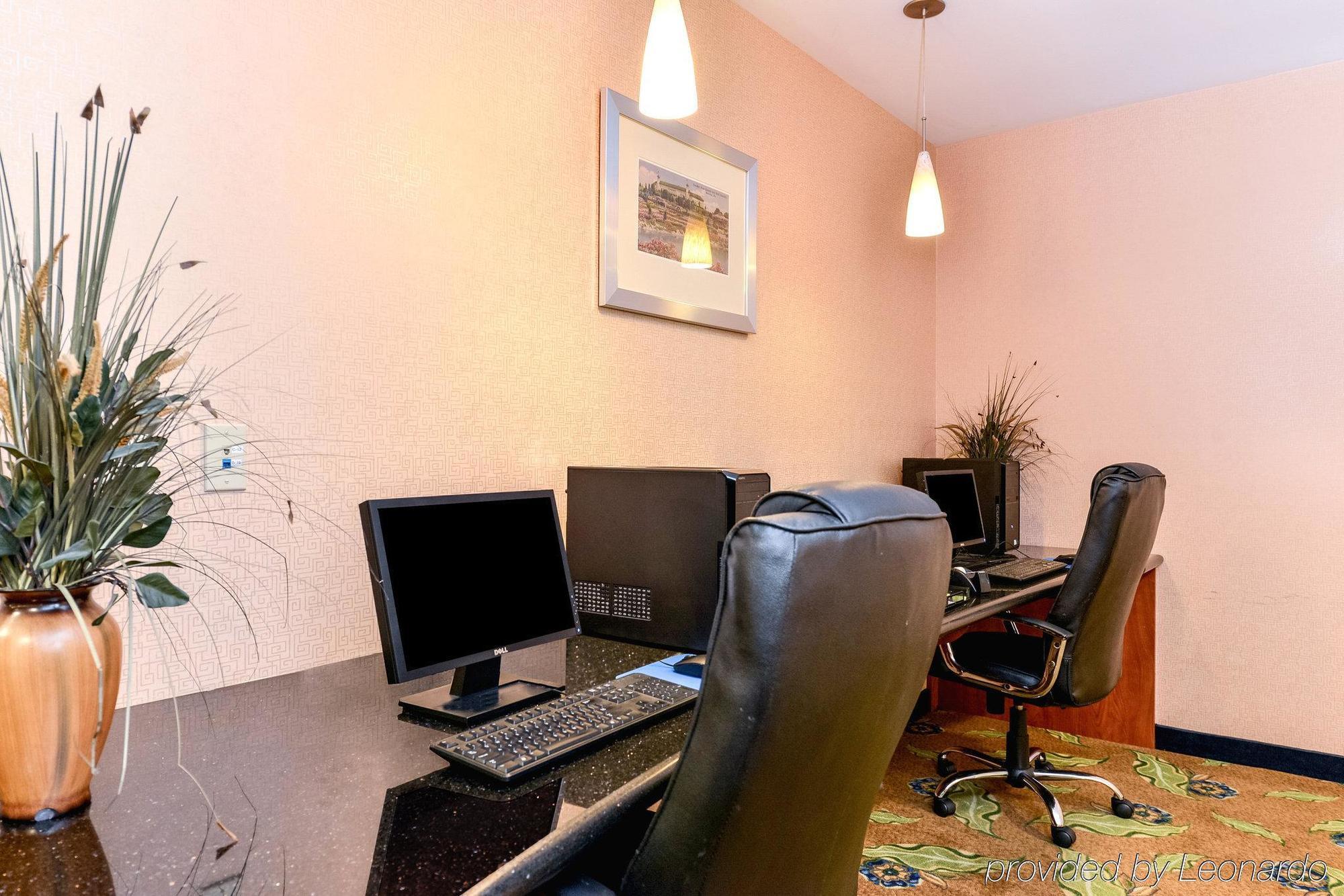 Comfort Suites Lancaster Amish Country Smoketown  Екстериор снимка