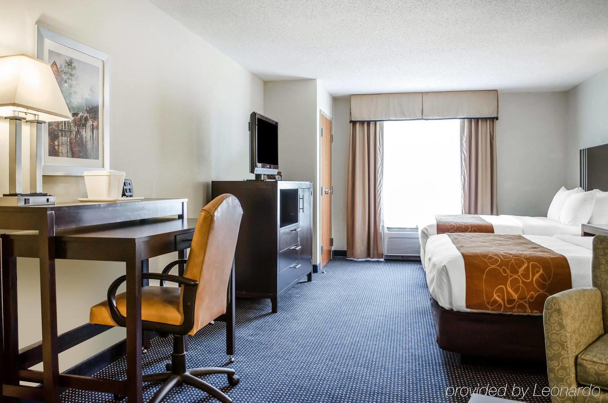 Comfort Suites Lancaster Amish Country Smoketown  Екстериор снимка